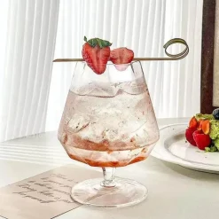 Schlankes Cocktailglas-Set – Elegantes Trinkgeschirr für besondere Anlässe