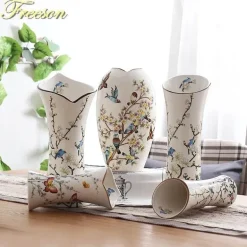 Schmetterlingsvase aus Porzellan – elegantes florales Keramikdekor