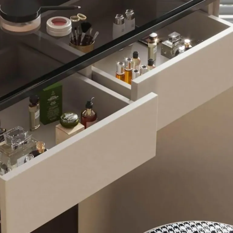 Schminktisch – Elegantes Schminkmöbel