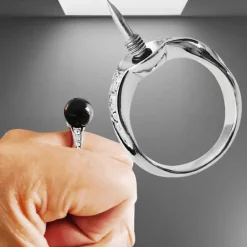 Schmuck mit versteckter Klinge – Versteckter Messerring mit schwarzer Perle