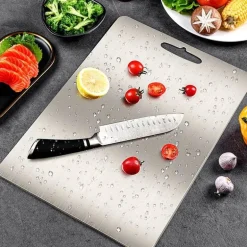 Schneidebrett aus Edelstahl – robuster Hackklotz für Obst, Gemüse und Fleisch