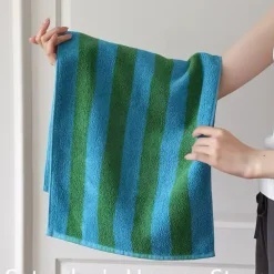 Schnelltrocknendes Ananas-Handtuch – Tropisches Strandhandtuch