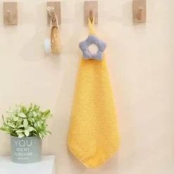 Schnelltrocknendes Handtuch aus Korallenfleece – weich, saugfähig und ideal für den täglichen Gebrauch