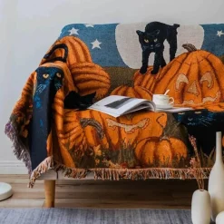 Schwarze Katzen-Strickdecke – Gemütliche Halloween-Überwurfdecke für Herbst und Winter
