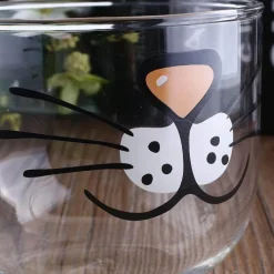 Süße Kaffeetasse aus Glas mit Katzenmotiv