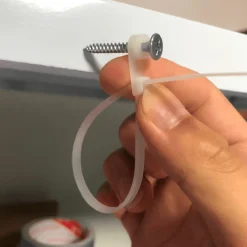 Selbstsichernde, montierbare Kabelbinder aus Kunststoff – langlebige Kabelmanagementlösungen