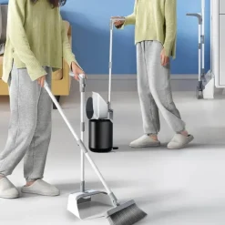 Self-Cleaning Foldable Broom Dustpan - Innovative Cleaning Tool