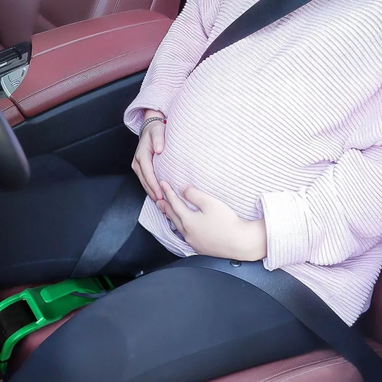 Sicherheitsgurtversteller fürs Auto während der Schwangerschaft – Sicherer Komfort für Mütter