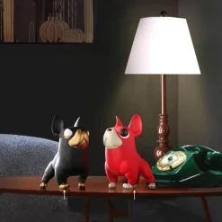 Skulptur einer Französischen Bulldogge – Dekoratives Kunstwerk für Zuhause