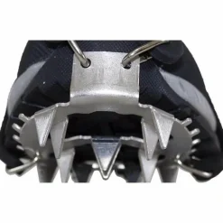 Steigeisenüberschuhe - Outdoor-Ausrüstung für Winterwanderungen