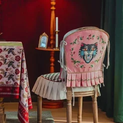 Stuhllehnenbezug im Retro-Stil mit Kaninchenmotiv – Stilvolles Esszimmerdekor