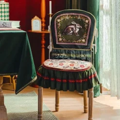 Stuhllehnenbezug im Retro-Stil mit Kaninchenmotiv – Stilvolles Esszimmerdekor