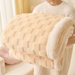 Susanna Decke – Kuschelweiche Überwurfdecke