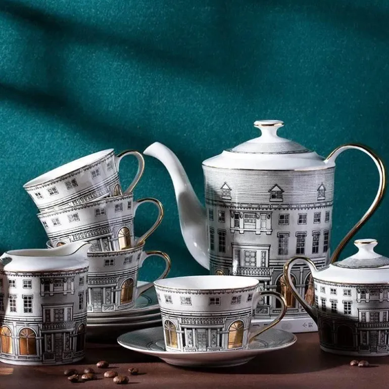 Swan Fort Teeservice aus Knochenporzellan – Kaffeekanne, Milchglas, Zuckerbehälter