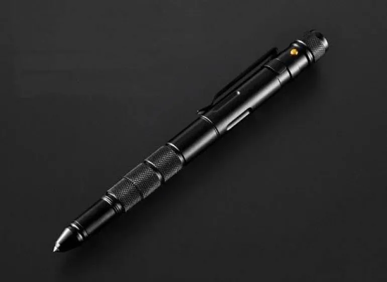 Tactical FlashPen – Multifunktionales Militär-Notfallwerkzeug