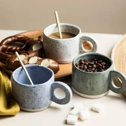 Taro Keramiktasse – Elegante Kaffeetasse aus Steingut