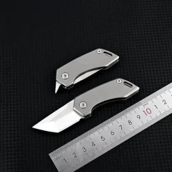 Taschenmesser aus Titan – Leichtes Werkzeug für den Schlüsselanhänger