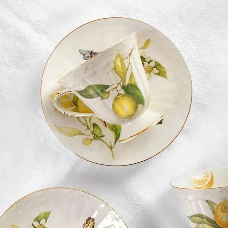 Tee- und Kaffeeservice aus Keramik – Zitronenteekanne mit goldenem Rand und Untertasse