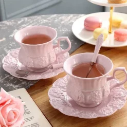 Teekannen- und Tassenset mit rosa Blumenmuster – Britisches Retro-Teeservice aus Keramik