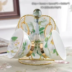 Teeservice „Camellia“ aus Bone China – Teekanne und Tassen aus Porzellan, Zuckerdose