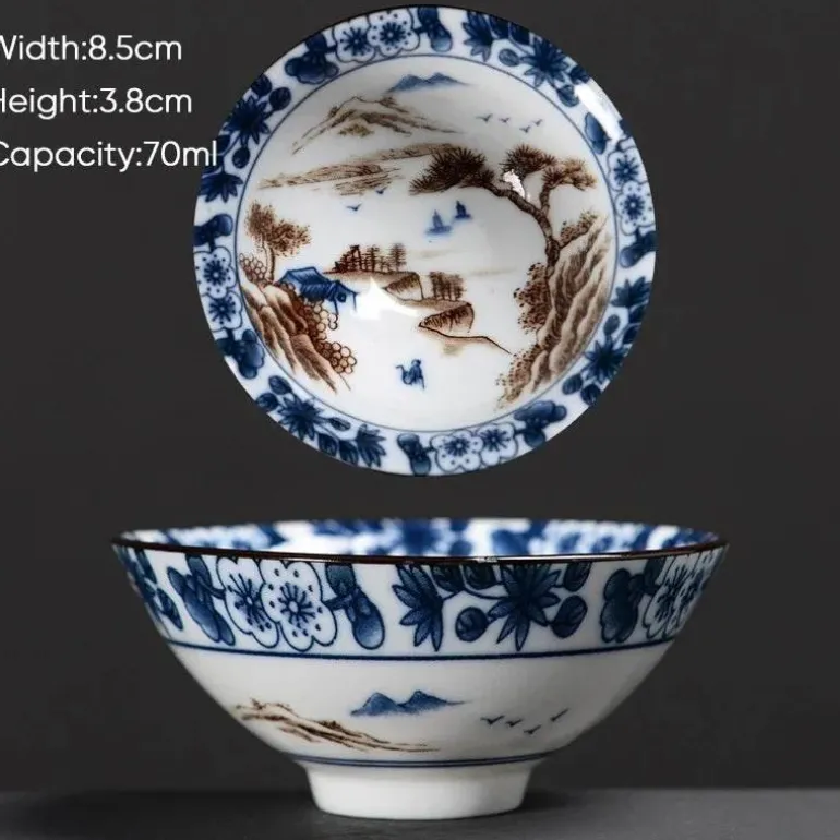 Teetasse aus Keramik – Sake-Tasse aus blau-weißem Porzellan