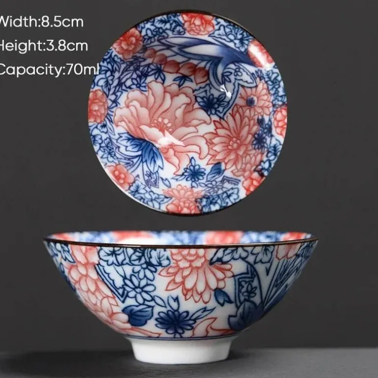 Teetasse aus Keramik – Sake-Tasse aus blau-weißem Porzellan