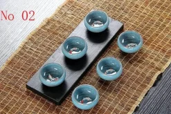 Teetassen-Set aus Keramik mit goldenem Fisch – chinesisches Jingdezhen-Design