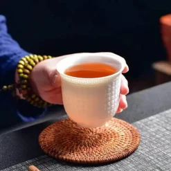 Teetassen-Set aus Knochenporzellan mit Ziegenmotiv – süße Keramiktassen mit Fat-Jade-Design