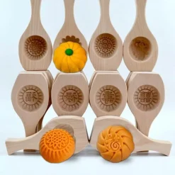 Teigtaschenformer aus Holz – Mondförmige Form für selbstgemachte Teigtaschen