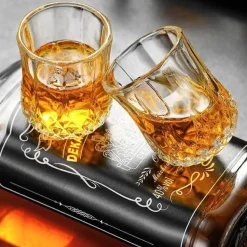 Tenkō-Kristallglas – Elegantes Trinkgeschirr für die Inneneinrichtung