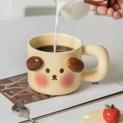 Tierbecher-Set – Schwein und Hund mit Deckel, Löffel und Untertasse für Kaffee