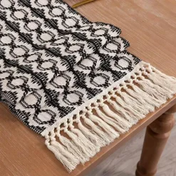 Tischläufer aus Jacquard-Baumwolle – Elegantes Esszimmerdekor