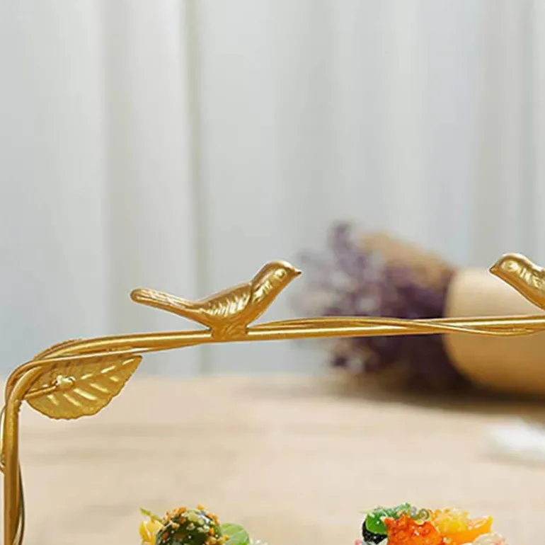 Tortenständer aus Blattgold – Elegante, dekorative Dessert-Ausstellung
