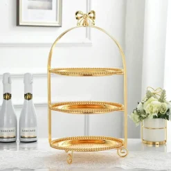 Tortenständer mit Perlen und Schleife – Elegante Dessert-Ausstellung