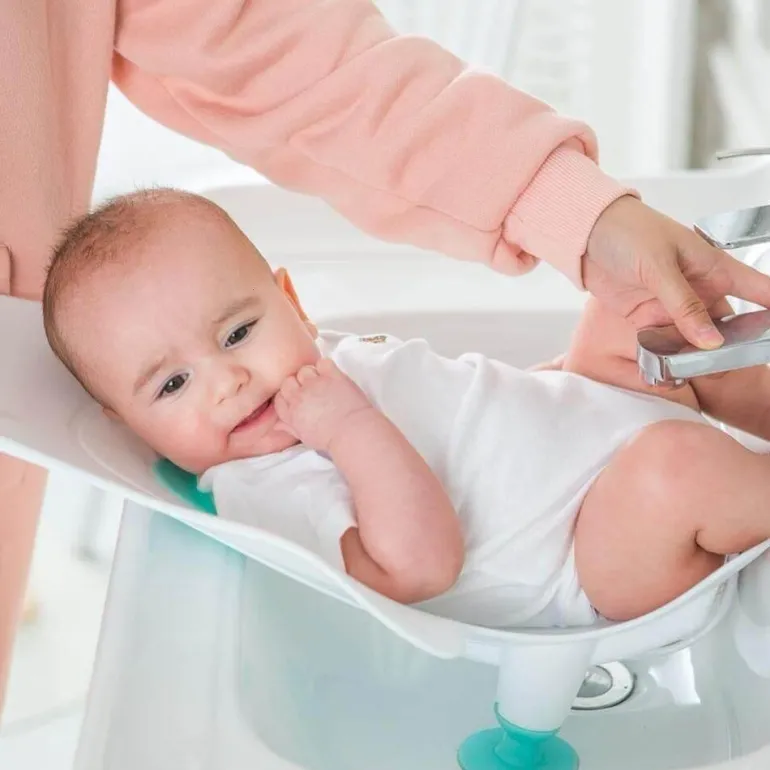 Tragbare Badewanne für Neugeborene – benutzerfreundliche Badelösung für Säuglinge