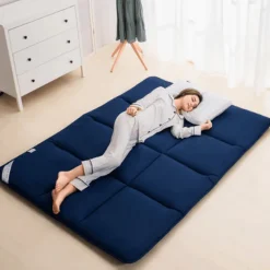 Tragbare, zusammenklappbare, rutschfeste Matratze – Reise-Isomatte