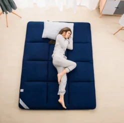 Tragbare, zusammenklappbare, rutschfeste Matratze – Reise-Isomatte