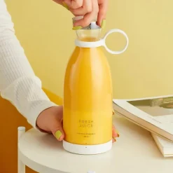 Tragbarer Mini-Entsafter – Elektrischer Smoothie-Mixer