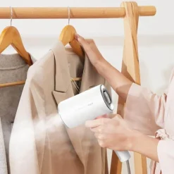 Tragbares Dampfbügeleisen – Kompakte Reisebügelmaschine