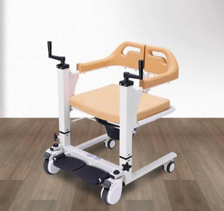 Transferlift für Senioren – Rollstuhlhilfe für Patienten