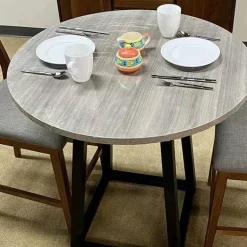 Transparente, wasserdichte Tischdecke aus PVC – langlebige Schutzhülle