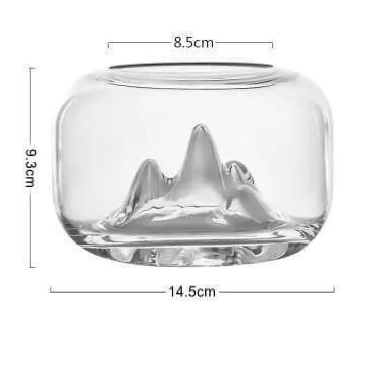 Transparentes Aquarium - Schneeberg-Aquariumdekor