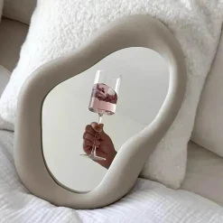 Unendlichkeitsspiegel aus Keramik – Beleuchtetes Wanddekor