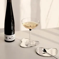 Unregelmäßige verspiegelte Untersetzer – stilvolle moderne Wohndekoration