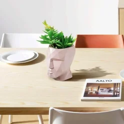 Vase mit geometrischem Gesicht – modernes nordisches Dekor