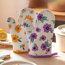 Verbrühungssichere Backhandschuhe mit Blumenmuster
