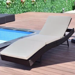 Verstellbarer Loungesessel aus Korbgeflecht – tragbare Sonnenliege für den Außenbereich für den Terrassenpool