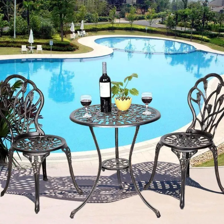 Vintage 3er-Set Esstisch für draußen