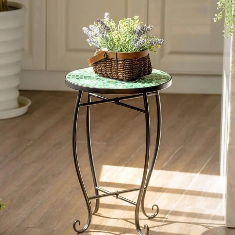 Vintage-Beistelltisch – Stilvolles Retro-Akzentmöbel