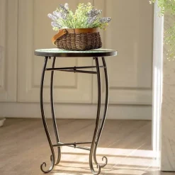 Vintage-Beistelltisch – Stilvolles Retro-Akzentmöbel